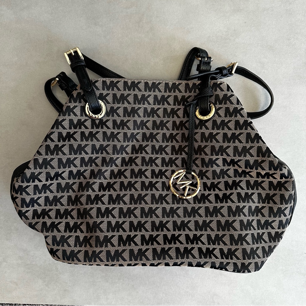 Michael Kors Logo Bag